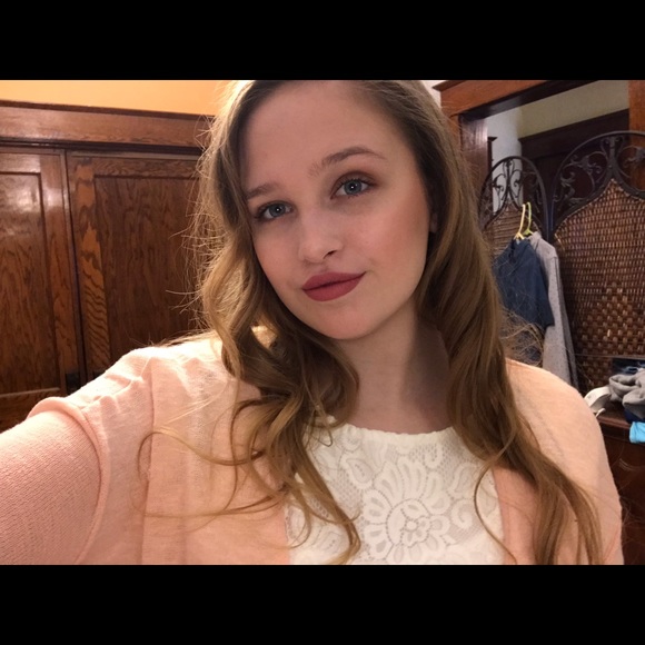 Meet your Posher, Charlotte - Picture 1 of 1